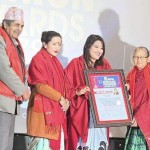 भण्डारीलाई वरिष्ठ सौन्दर्यविद सम्मान 