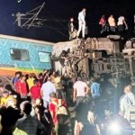 भारतमा भएको रेल दुर्घटनामा २२३ जनाको मृत्यु, ९ सय बढी घाइते