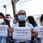 सरकार र चिकित्सक संघबीच ६ बुँदे सहमति, काममा फर्किए चिकित्सक