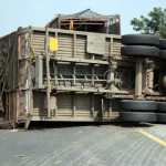 दाङमा ट्रक दुर्घटना, दुई युवती घाइते
