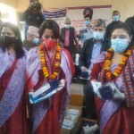 नेपालगञ्जमा सामुदायिक विद्यालयका विद्यार्थीलाई हिमानी कोषको सहयोग