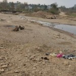 दाङमा दुई पुलको काम अलपत्र पार्दै ठेकेदार सम्पर्कविहीन