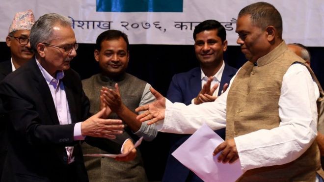 सरकारबाट बाहिरिने तयारी गर्दै समाजवादी