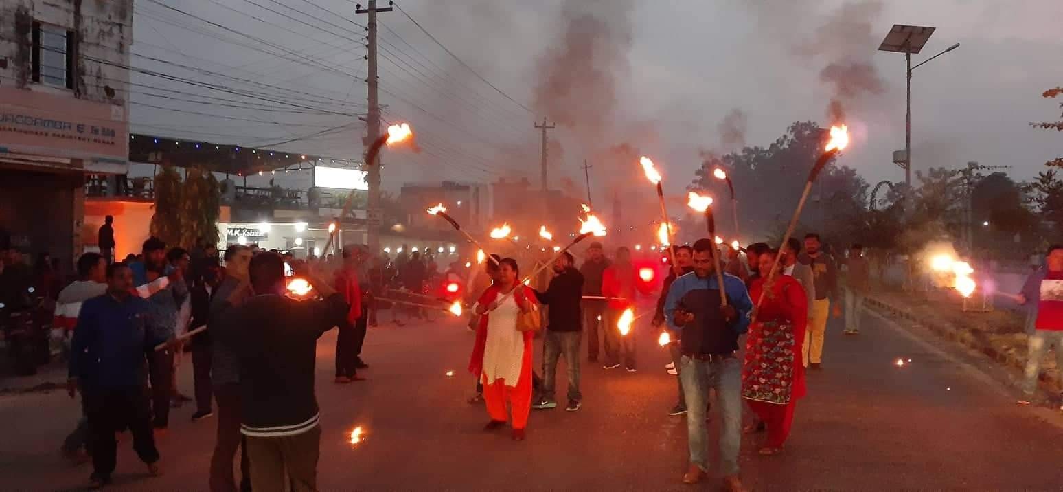 बाँके बन्दको पूर्णसन्ध्यामा तरुण दल बाँकेले नेपालगन्जमा  निकालेको राके जुलुश