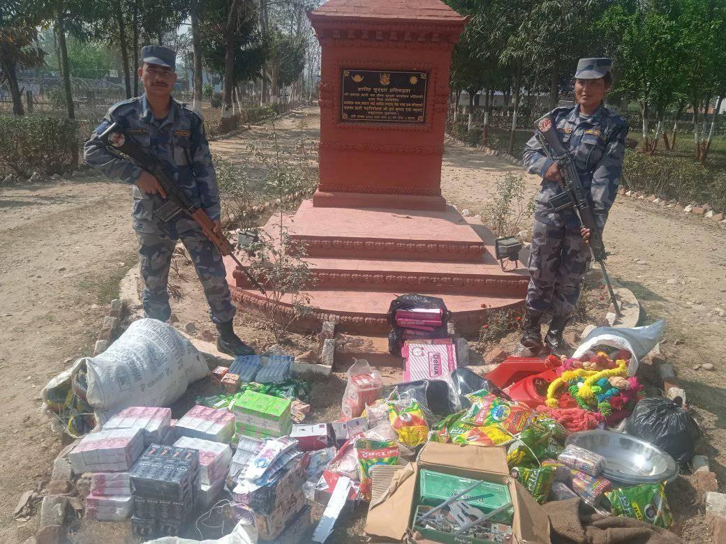 सशस्त्र प्रहरी बर्दियाले बरामद गर्यो लाखौं मूल्यका अवैध सामाग्री