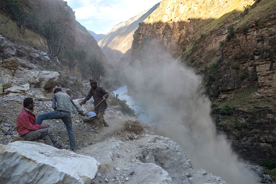 कर्णाली करिडोरको काम प्रभावित