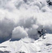 जुम्लामा हिउँमा फसेका ५५ जनालाई उद्दार गर्न हेलिकप्टर पठाउने तयारी, दुई जनाको मृत्यु