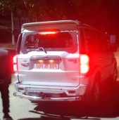 बाँकेमा मन्त्रालयको गाडीमा तोडफोड, तीन जना बन्दकर्ता नियन्त्रणमा