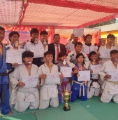 खुल्ला जुडो प्रतियोगिताको उपाधि खजुराको मंगोलियन जुडो डोजोलाई