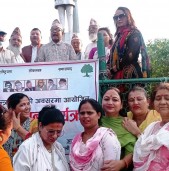 लोकतन्त्र दिवसमा कांग्रेस बाँकेद्वारा दीप प्रज्ज्वलन