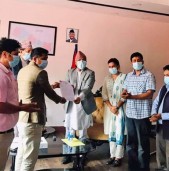 एसईई परीक्षा भौतिक उपस्थितिमै गर्ने सम्भावना न्युन छ : शिक्षामन्त्री श्रेष्ठ