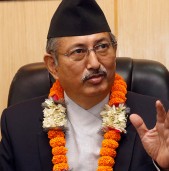 गृहमन्त्री खाँणले भने,'बर्दियामा सिडीओलाई गोली हान्ने आदेश थिएन'