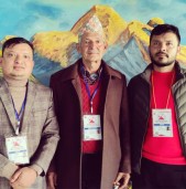 महाधिवेशनको भीडमा बेपत्ता छोराहरू खोजिरहेका भीमबहादुर