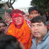मेरो दाजु पोषण केसीको जित भनेको सारा कांग्रेसको जित हो: रोशन बस्नेत