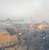 नरैनापुरमा भीषण आगलागी,१२० घर जले