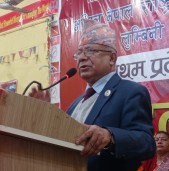 एमाले पार्टी होइन, केपी ओलीको निजी कम्पनी होः माधव नेपाल