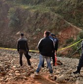 सल्यानमा प्रहरी जवान पोशाकमै मृत अवस्थामा फेला परे