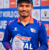 नेपालका रोहित पौडेल आउट, गुम्यो तेस्रो विकेट