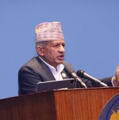 देउवा उतिबेला श्री ५ बाट अहिले श्रीमान् ५ बाट प्रधानमन्त्री : प्रदीप ज्ञवाली