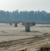 ८ वर्षमा ठडियो ३ वटा पिलर, मापदण्ड विपरीत भएपछि डिजाइन परिवर्तन