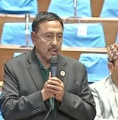 सडकको दुरावस्थाबारे संसदमा गर्जिए सांसद गिरी