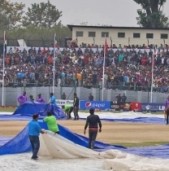 कीर्तिपुरमा फेरि वर्षा सुरु, नेपाल र कुवेतको खेल पुनः सुरु हुन अझै समय लाग्ने