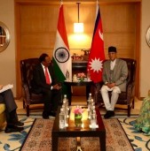प्रधानमन्त्री प्रचण्डको मोदीका सुरक्षा सल्लाहकार डोभाल र विदेश सचिव क्वात्राबीच भेटघाट