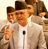 प्रधानन्यायाधीशको प्रश्न : प्रधानमन्त्रीले विश्वासको मत लिन्नँ भन्ने ठाउँ संसद कि राष्ट्रपति कार्यालय ?