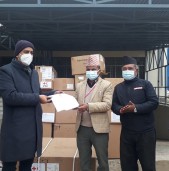 रेडक्रस लुम्बिनीले दियो लुम्बिनी अस्पताललाई भेन्टिलेटर