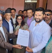 रवि लामिछानेविरुद्ध उजुरी लागेन, उम्मेदवारी कायमै