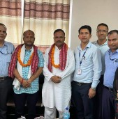 नेपालगन्जका प्रमुख, उपप्रमुखलाई नेपाल बैंकको बधाई, बित्तीय सहकार्यमा जाेड