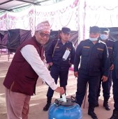 कांग्रेस बाँकेको नयाँ नेतृत्व चुन्न मतदान सुरु, गौडेलले गरे पहिलो मतदान