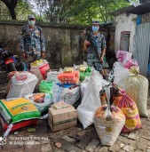 सशस्त्र प्रहरीद्वारा सिमा नाकाबाट लाखौंको अवैध सामाग्री बरामद