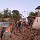 प्रधानमन्त्री भूकम्प प्रभावित क्षेत्रतर्फ प्रस्थान, हालसम्म १२८ जनाको मृत्यु