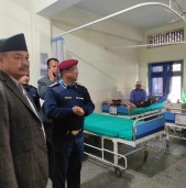 मुख्यमन्त्री चौधरीद्वारा नेपालगञ्जस्थित प्रदेश प्रहरी अस्पतालको निरीक्षण
