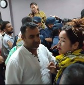 नेपालगन्ज वडा नं १८ कार्यालयमा तनाव, पत्रकारमाथि हातपात