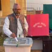 नरैनापुर अध्यक्ष शाहले गरे मतदान