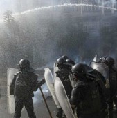 बल्खुमा दुर्गा प्रसाईं समूह र प्रहरीबीच झडप