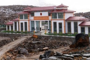 टिपताला नाका अझै खुलेन, सीमावर्ती क्षेत्रमा बस्ने नागरिकलाई समस्या