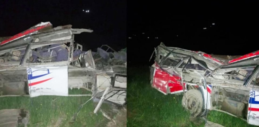 बैतडीमा जन्ती बोकेको बस दुर्घटना, ८ जनाको मृत्यु