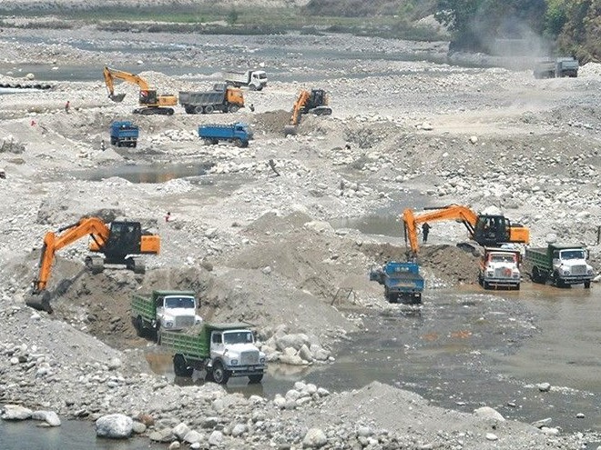 नेपालमा सांसद,मेयरलगायत २०० बढी जनप्रतिनिधि ठेकेदार