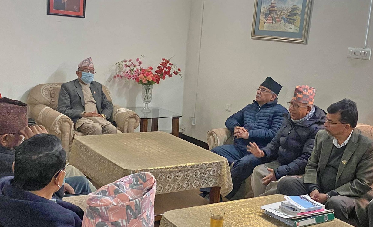 निर्वाचन आयोगलाई १९ पन्ने निवेदन : वैधानिकता पाउने प्रचण्ड–माधव समूहको दाबी