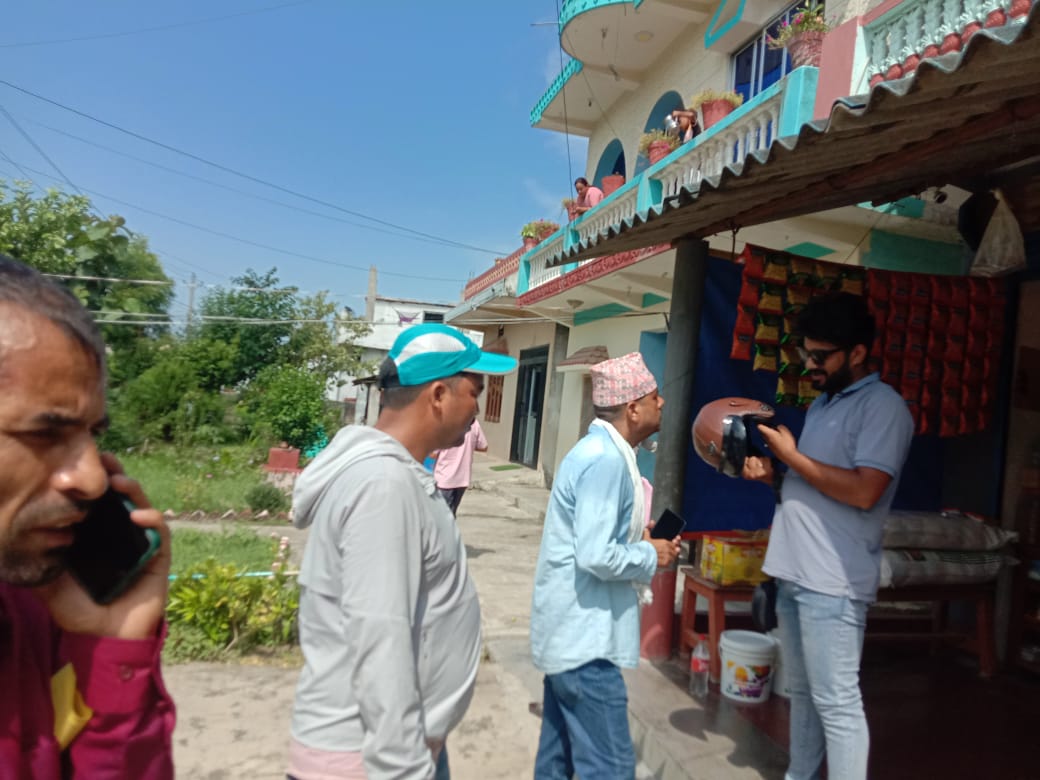 लोकतान्त्रिक प्यानलको घरदैलो अभियानः “जनताको घर-घरमा पानी पु¥याउँछौं”