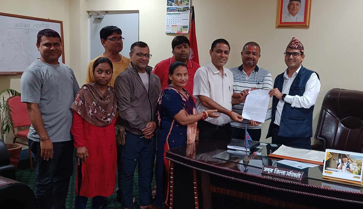 लम्पी स्किन रोगको संक्रमण नियन्त्रण गर्न बाँके प्रशासनमार्फत प्रधानमन्त्रीलाई ज्ञापनपत्र 