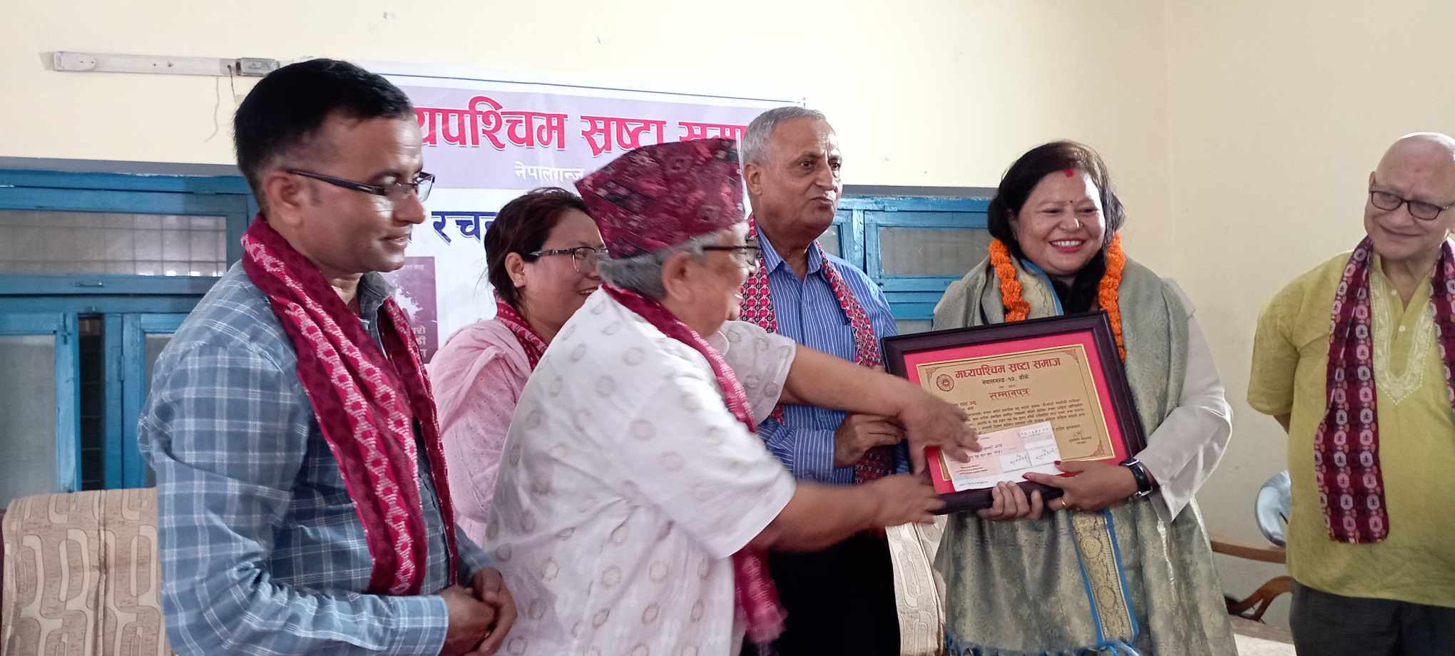 'अँध्यारो बस्तीकी नायिका'लाई कथा सम्मान