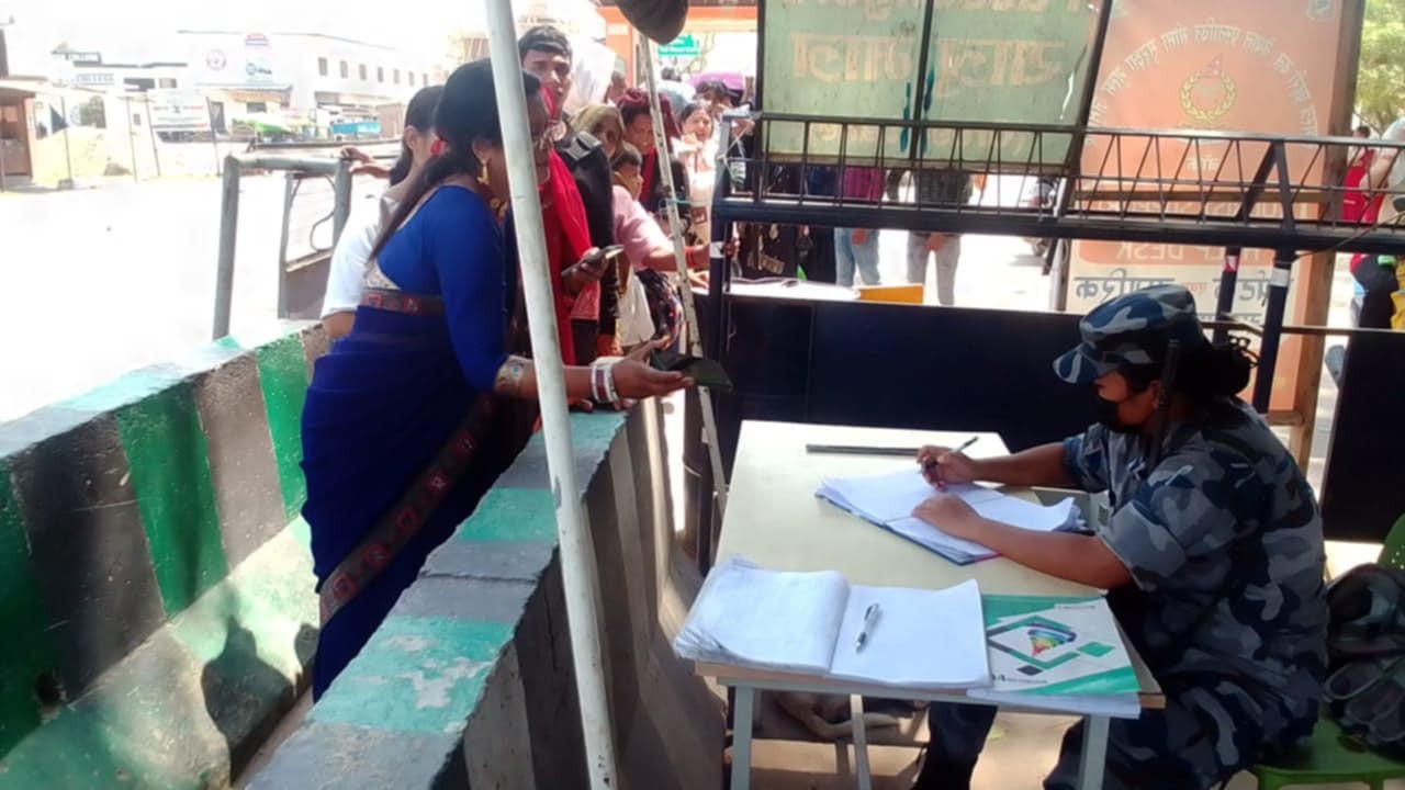 भारत-पाकिस्तान युद्धः बाँकेका सीमा नाकामा गस्ती र कडाई, परिचयपत्र अनिवार्य