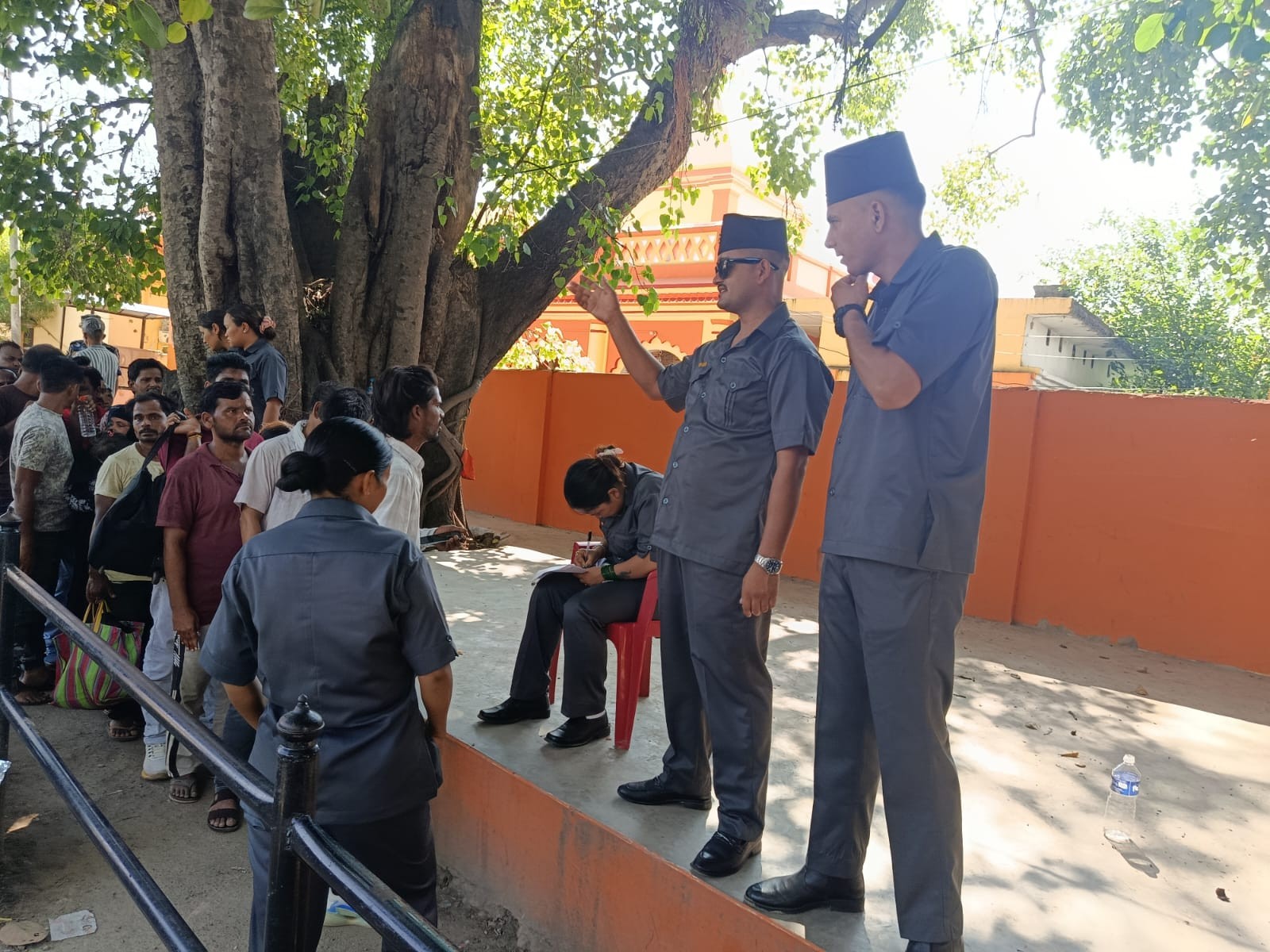 जमुनाह नाकामा सशस्त्र प्रहरीको 'बीआईटी' टोली
