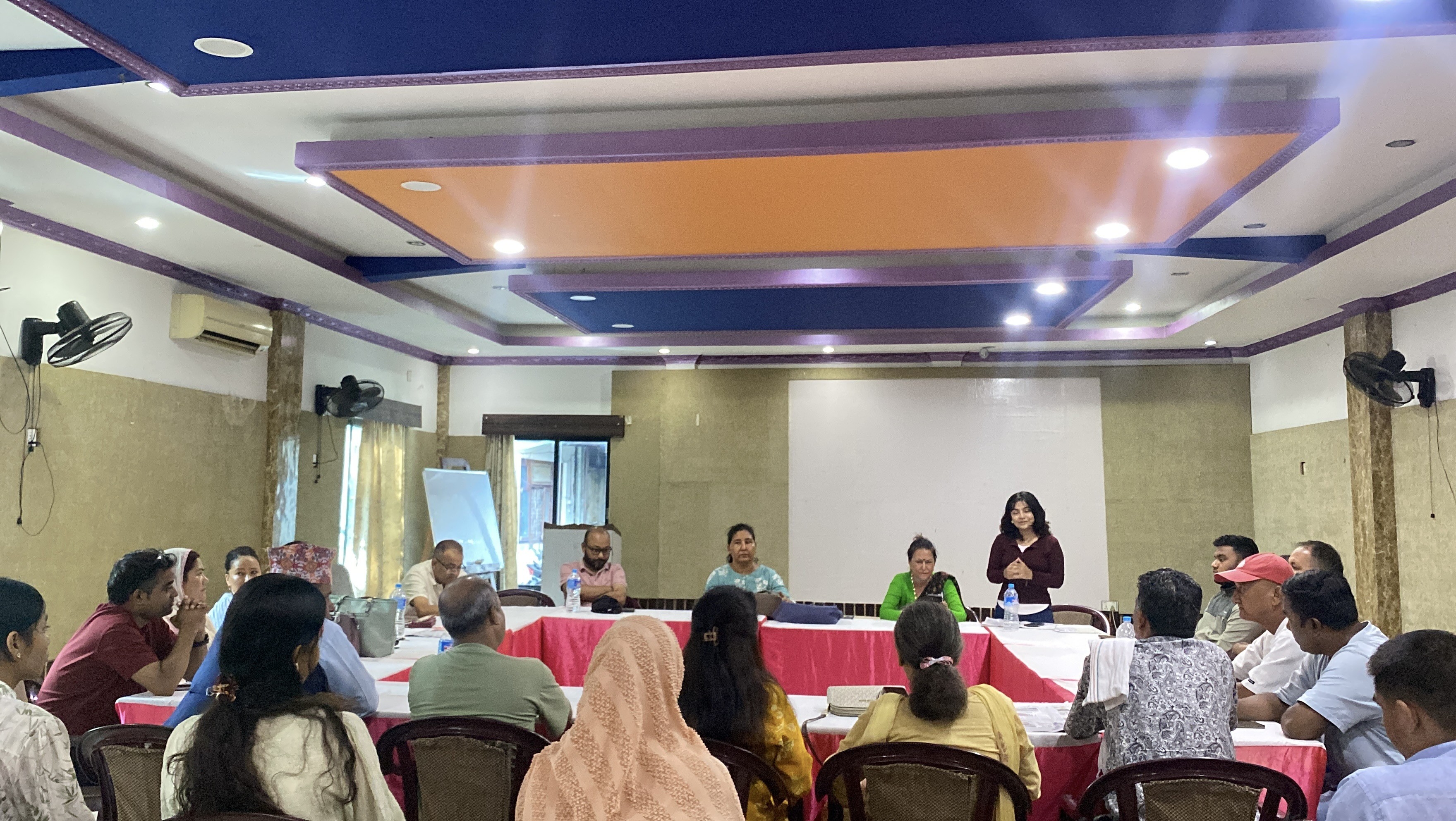 बाढीको विपद्का कारण ‘दौडिन्छिन् हजुरआमा’ कार्यक्रम स्थगित