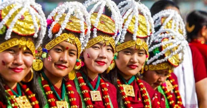 आज 'तमु ल्होसार’