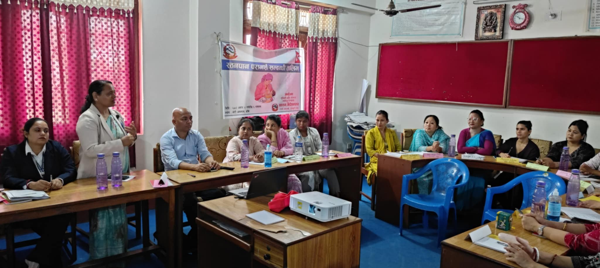 भेरी अस्पतालमा स्तनपान परामर्शदाताहरुको लागि तीन दिने क्षमता अभिवृद्धि तालिम सुरु